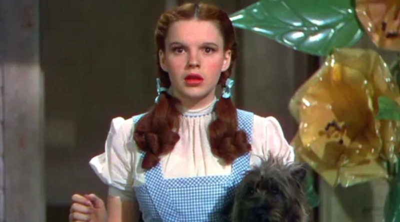 Long-Lost 'Wizard of Oz' Dress Worn by Judy Garland Blocked from Auction amid Dispute Over Ownership