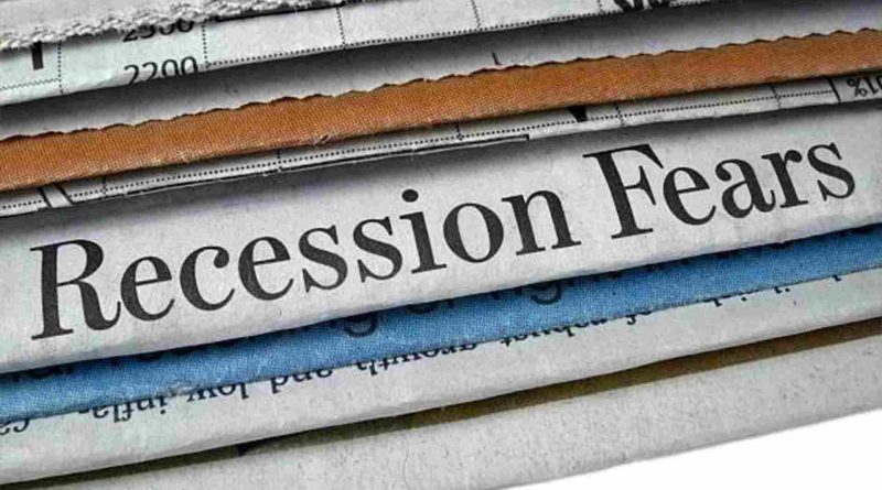 5 Indications the Global Economy is Navigating Towards Recession