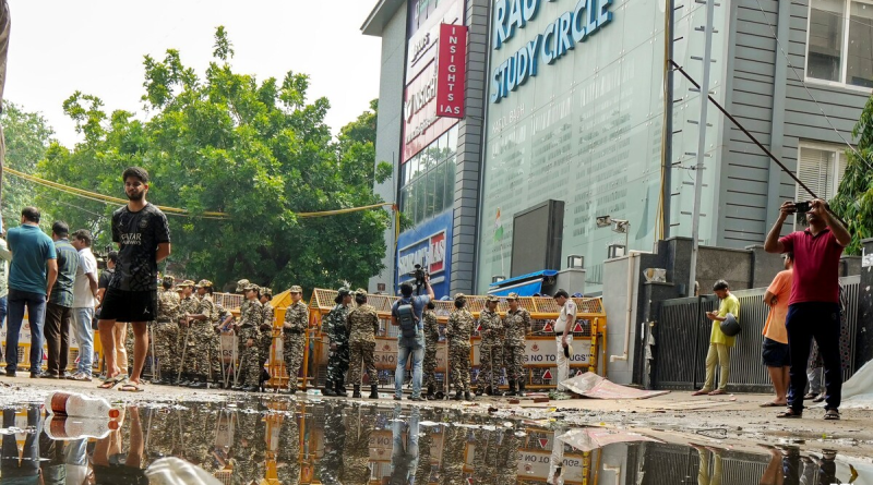 Amid Deaths, AAP, Lieutenant Governor Spar Over Report To Desilt Delhi Drains