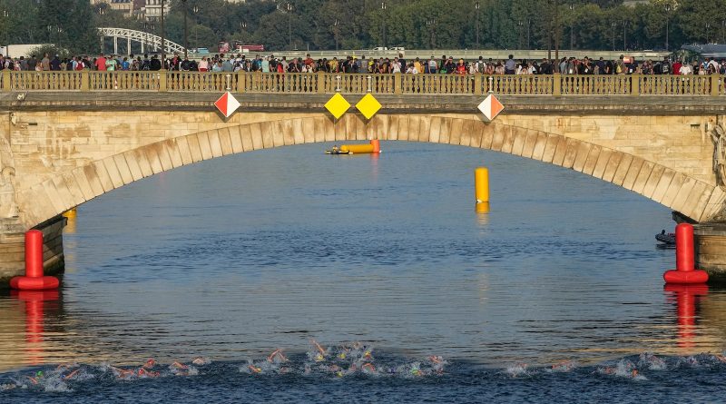 Olympics pre-race triathlon event in Seine River canceled over water quality concerns