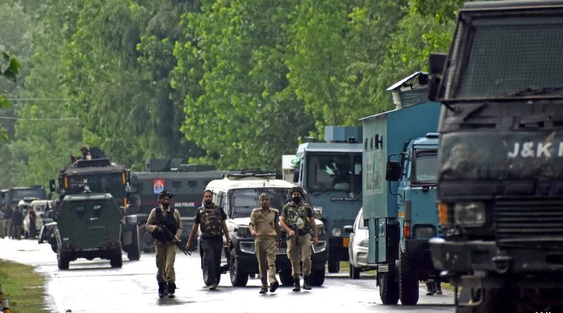 Another Encounter In J&K, Soldier Killed In Action, "Pakistani" Dead