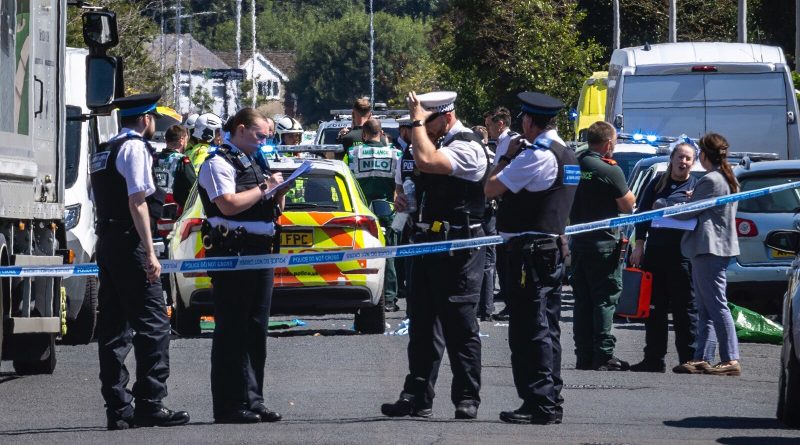 2 kids dead, 11 people hurt in stabbing attack at Taylor Swift dance event in UK