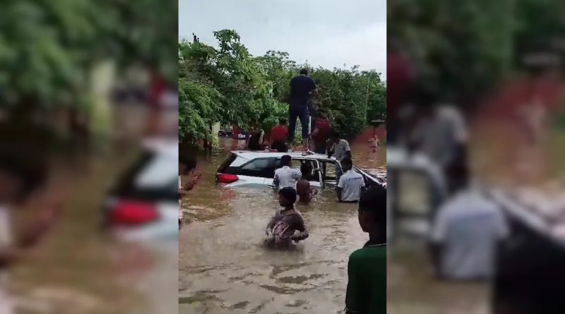 Pics Of Gurugram's Flooded Roads, Submerged Homes Are Viral
