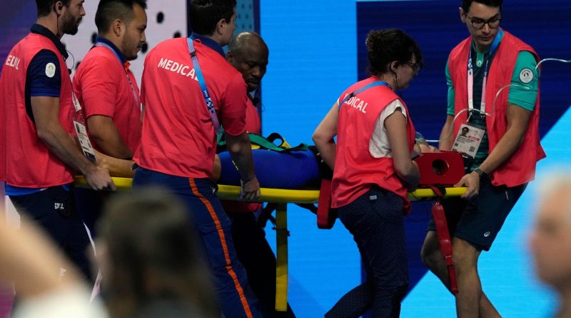 Swimmer Tamara Potocka collapses after race at the Olympics