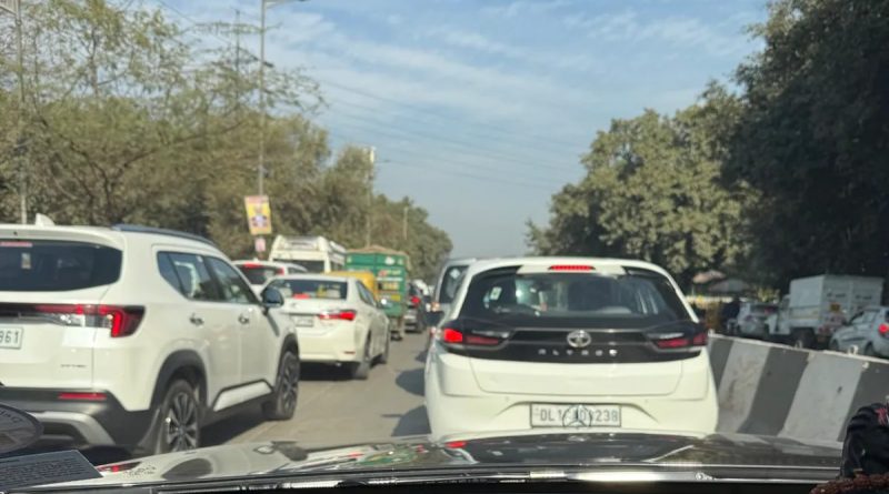 Traffic Movement In Delhi Hit Due To Republic Day Parade Dress Rehearsal