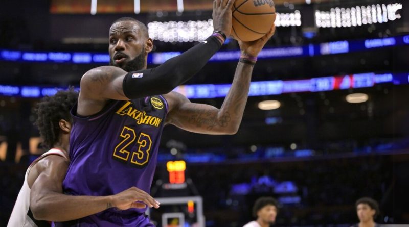 Hawks vs. Lakers Betting Preview Odds Predictions and Key Insights for January 3