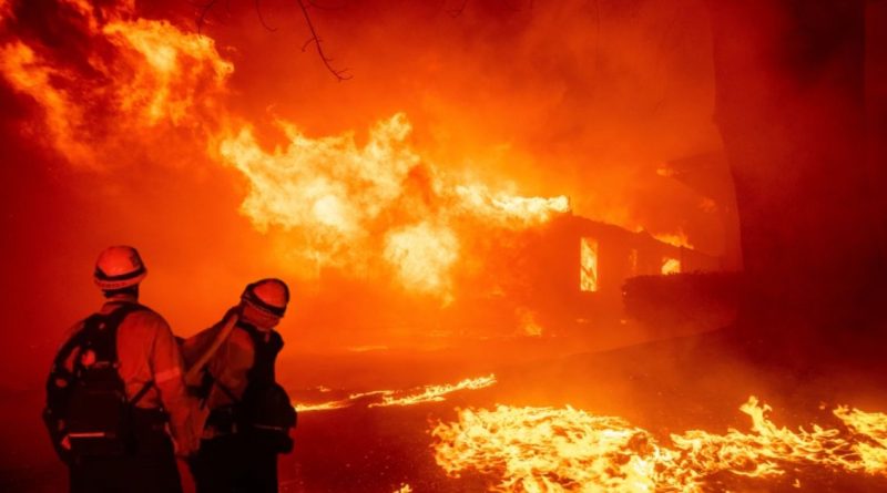 Southern California Wildfires Strain Los Angeles Firefighters Water Supply A Growing Crisis