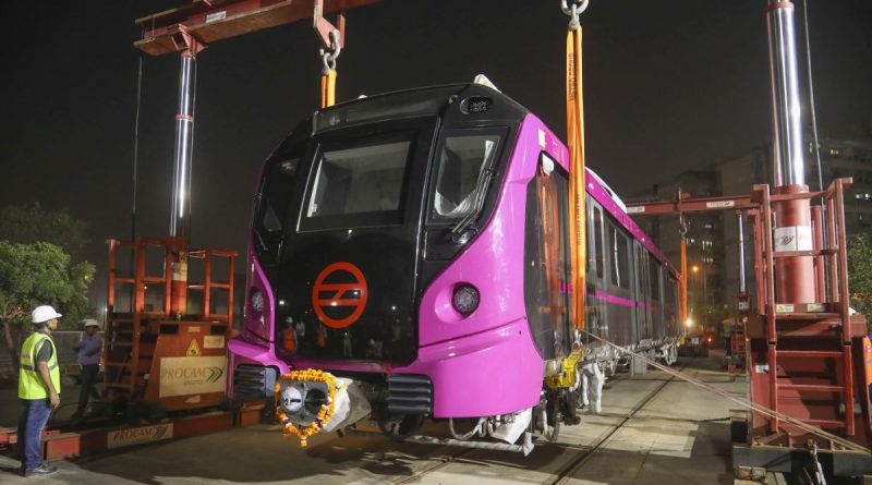 DMRC Signs Agreement to Improve Internet Connectivity Across All Corridors
