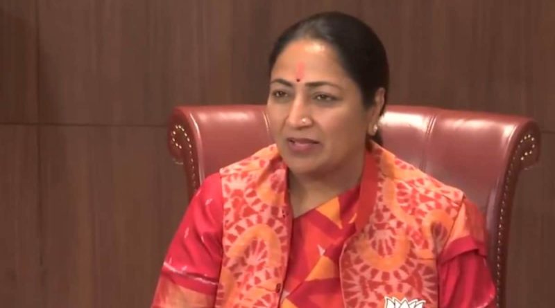 Rekha Gupta Slams AAP For Day 1 Questions