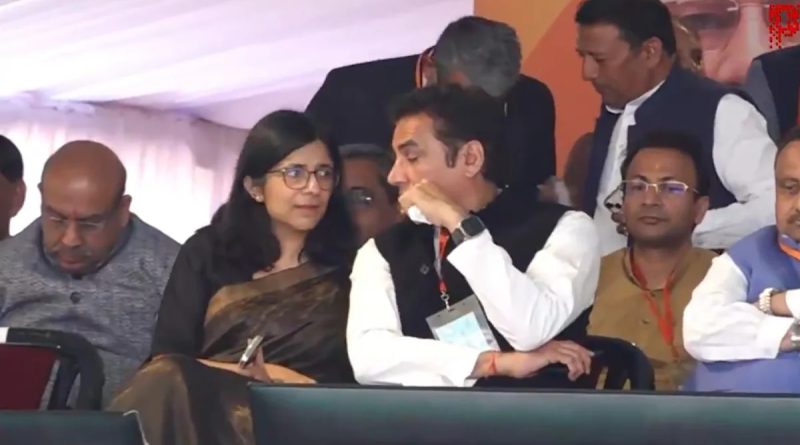 AAP's Swati Maliwal Spotted As Rekha Gupta Takes Oath As Chief Minister